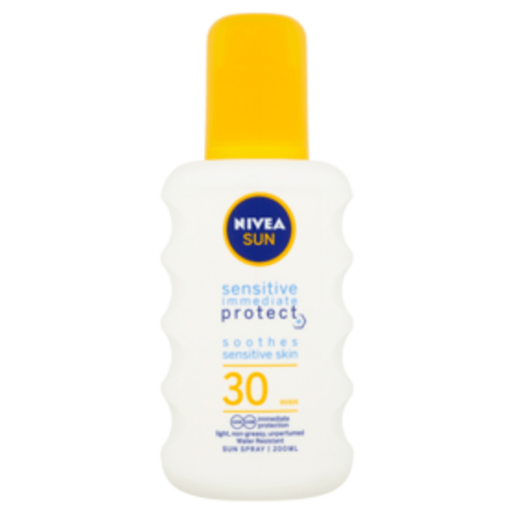 EXP: 25.06.2022 NIVEA Sun Sensitive sprej na opalování OF 30 200 ml Nivea