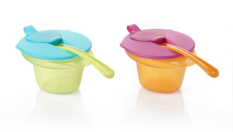 TOMMEE TIPPEE Miska s víkem a lžičkou Explora - holka Tommee Tippee