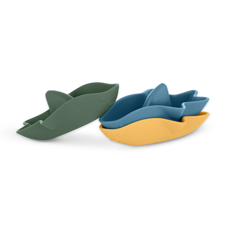 PETITE&MARS Hračky silikonové do koupele Sharks 6m+ Petite&Mars
