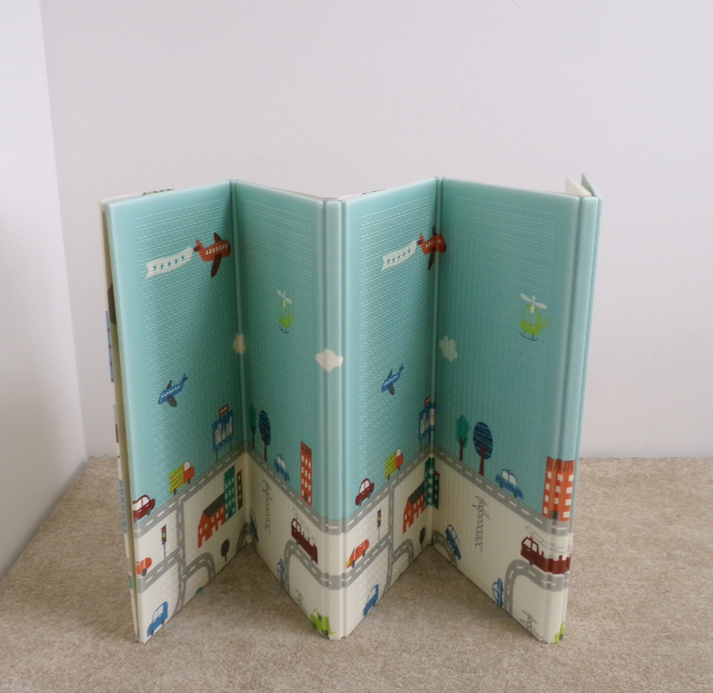 PETITE&MARS Podložka na hraní skládací Campy Elephant&City Petite&Mars
