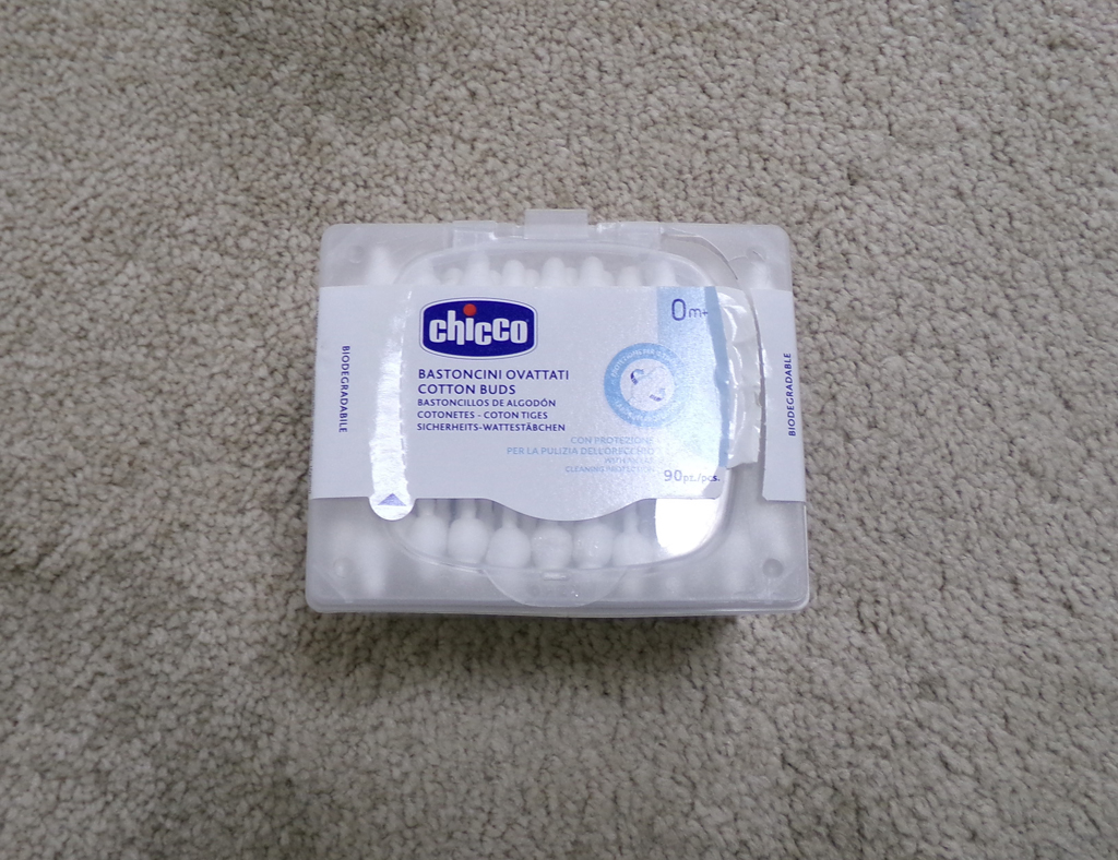 CHICCO Tyčinky vatové anatomické 90 ks Chicco