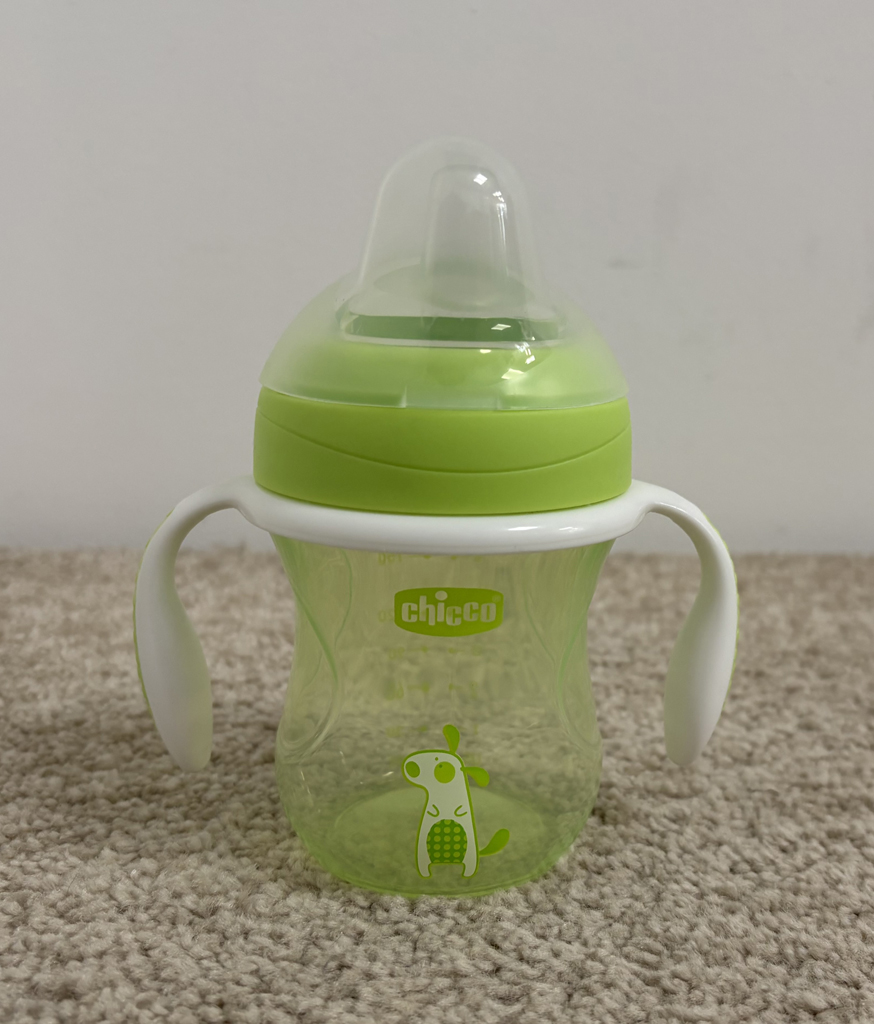 CHICCO Hrneček učící Transition s držadly 200 ml zelený 4m+ Chicco