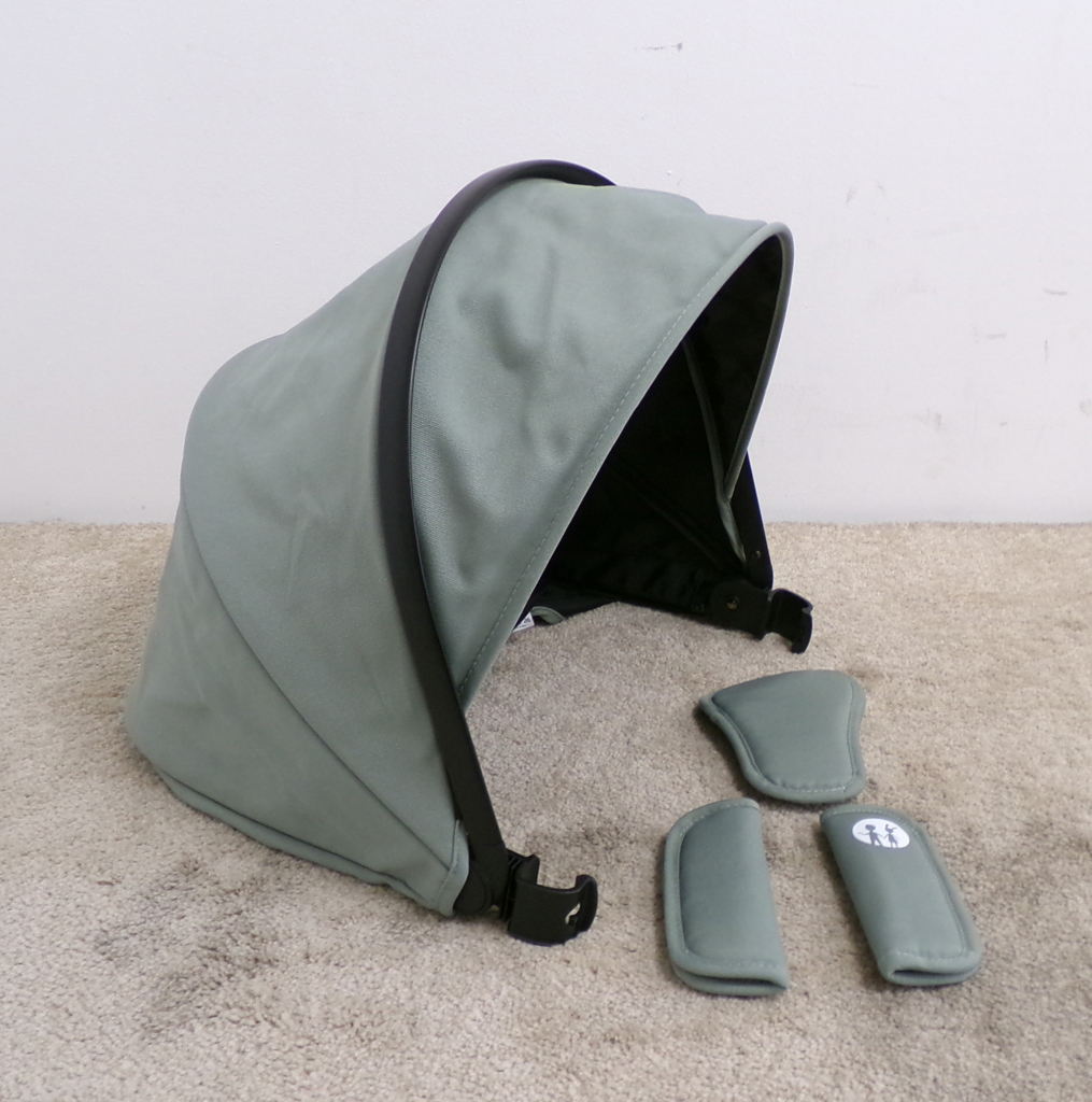 PETITE&MARS Stříška na kočárek Street+ Iron Green Petite&Mars