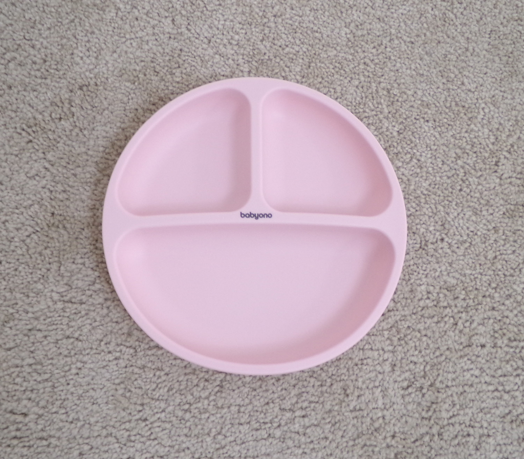 BABYONO Talíř silikonový s přísavkou - pink 6m+ BabyOno