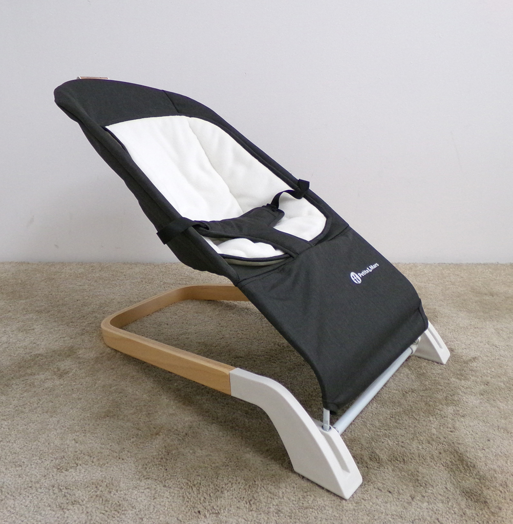 PETITE&MARS Lehátko Calmy Black Petite&Mars