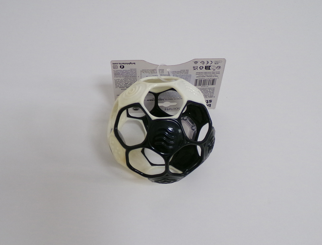 OBALL Hračka Oball RATTLE GOALS™ 10 cm Black & White  0m+ Oball