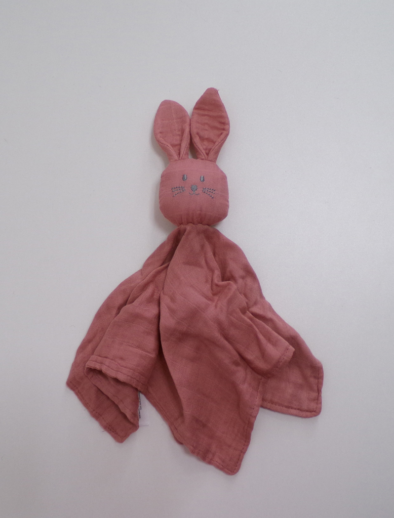 PETITE&MARS Mazlíček bambusový mušelínový Hugo Dusty Rose 0m+ Petite&Mars